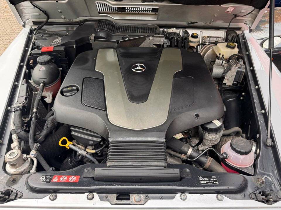 Image 15/20 of Mercedes-Benz G 350 d (LWB) (2016)