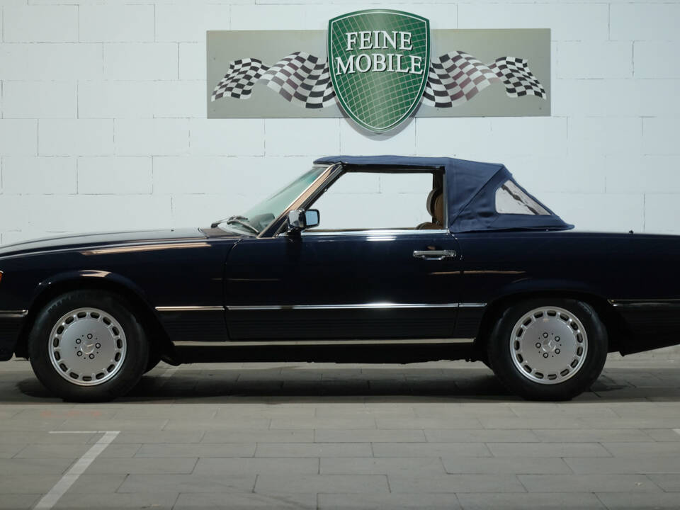 Imagen 14/19 de Mercedes-Benz 560 SL (1988)