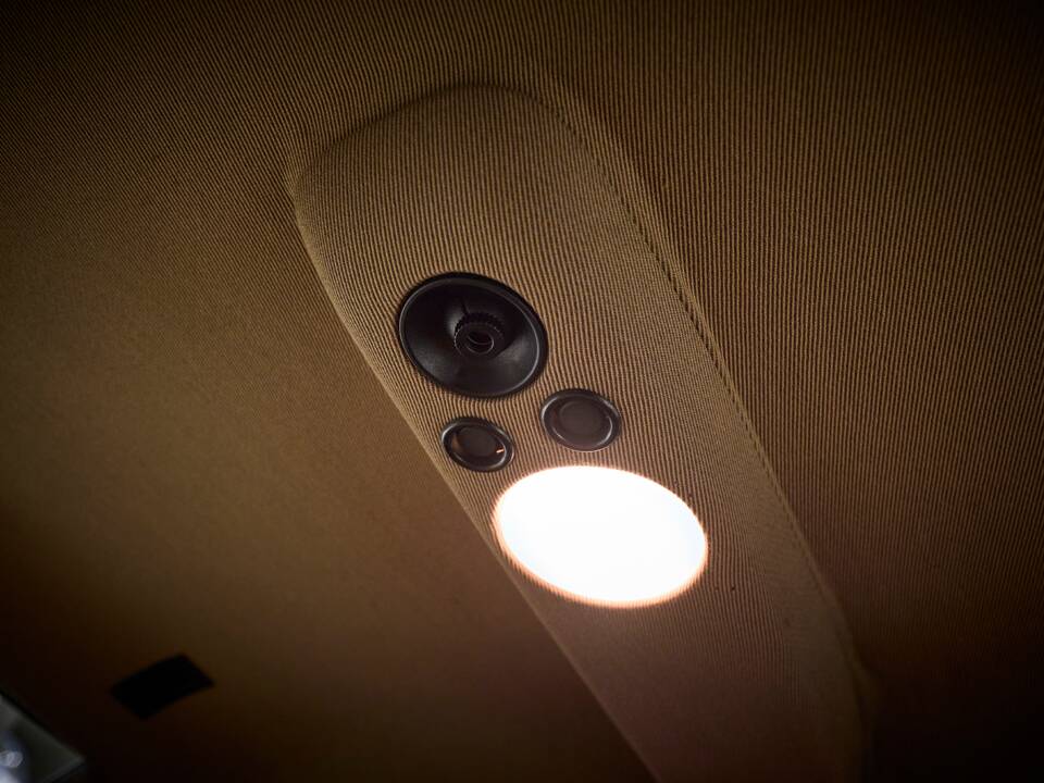 Image 64/100 of Ferrari 308 GTB Quattrovalvole (1983)