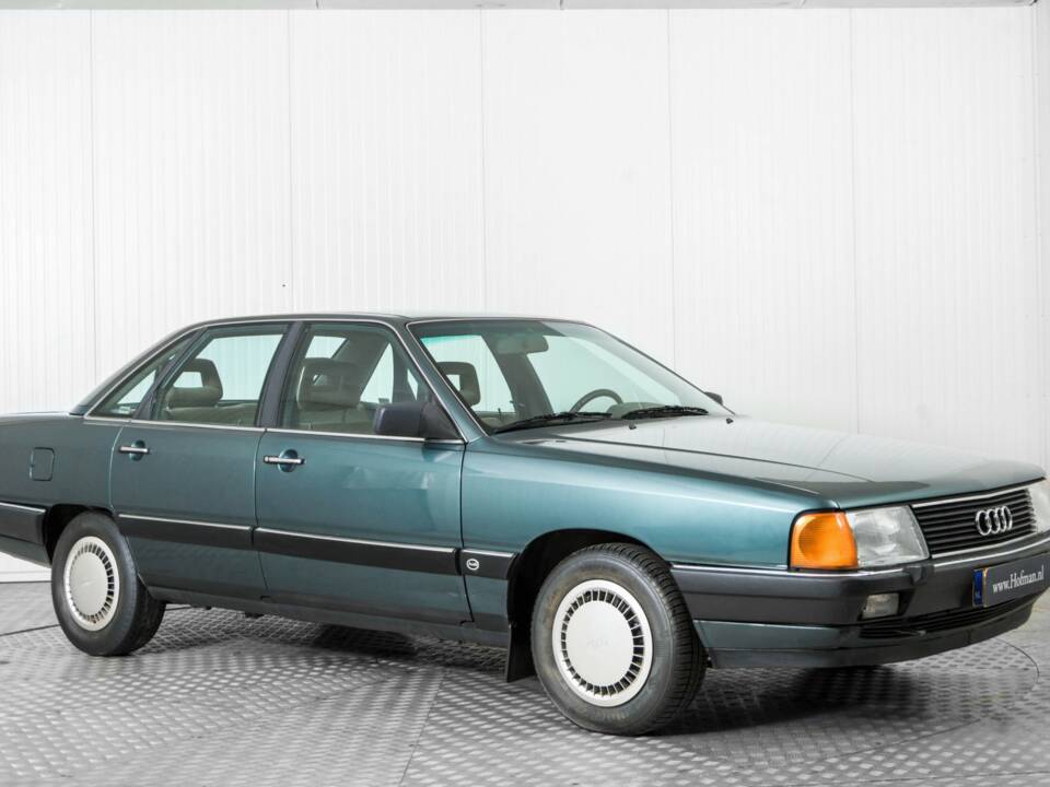 Image 5/41 of Audi 100 - 2.0 TD (1986)