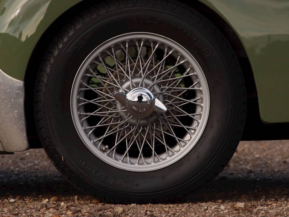 Image 5/32 of Triumph TR 3 (1957)