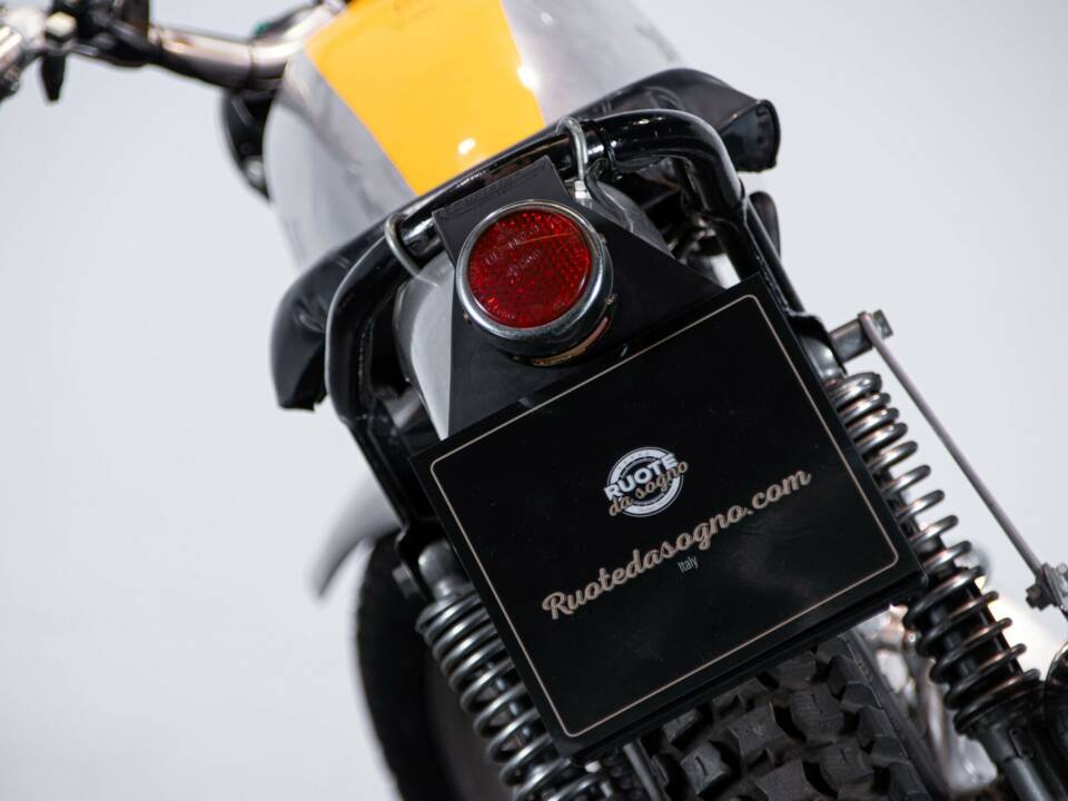 Bild 16/50 von BSA C 15 Scrambler (1963)