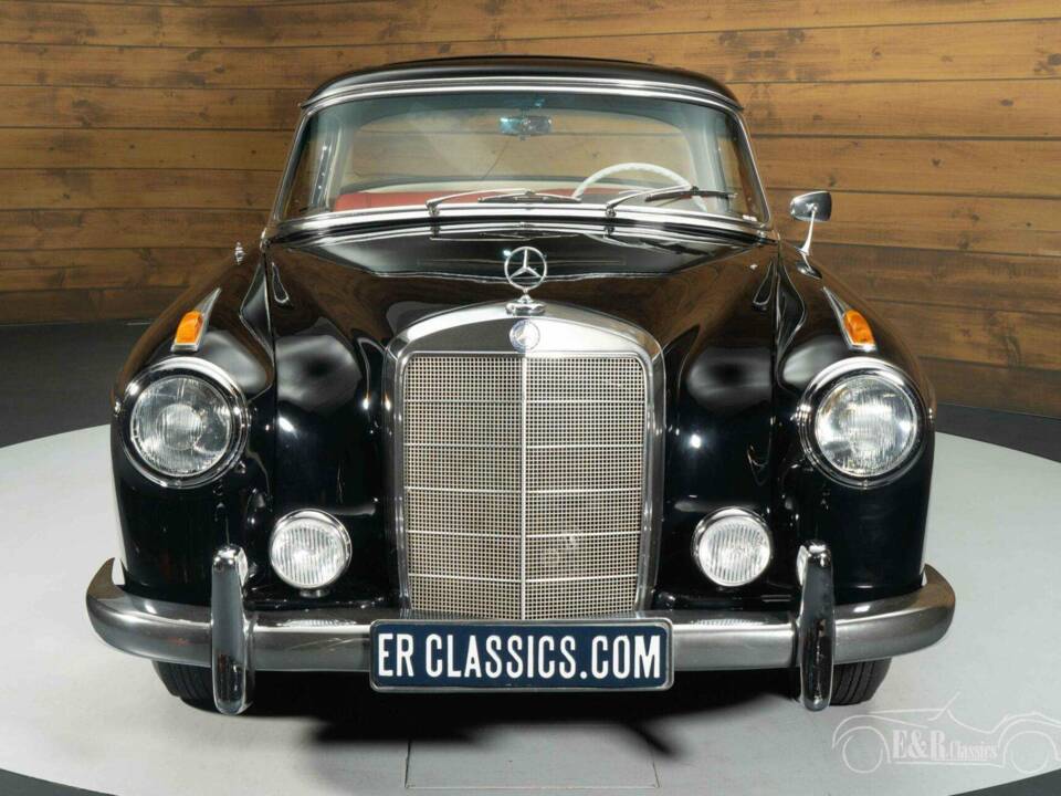 Bild 16/19 von Mercedes-Benz 220 S (1959)