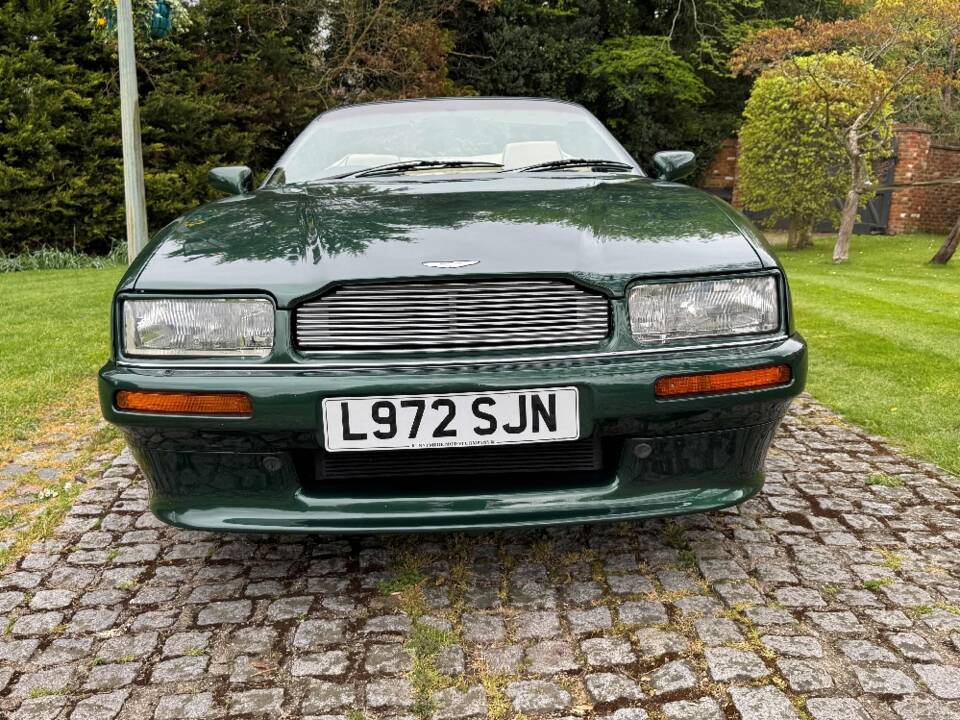 Image 17/30 of Aston Martin Virage Volante (1993)