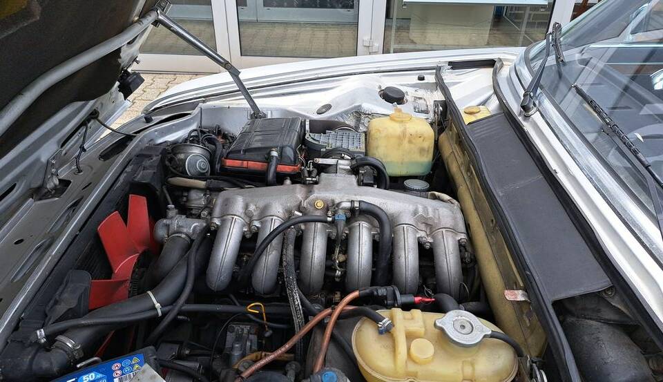 Bild 20/23 von BMW 3,3 Li (1976)