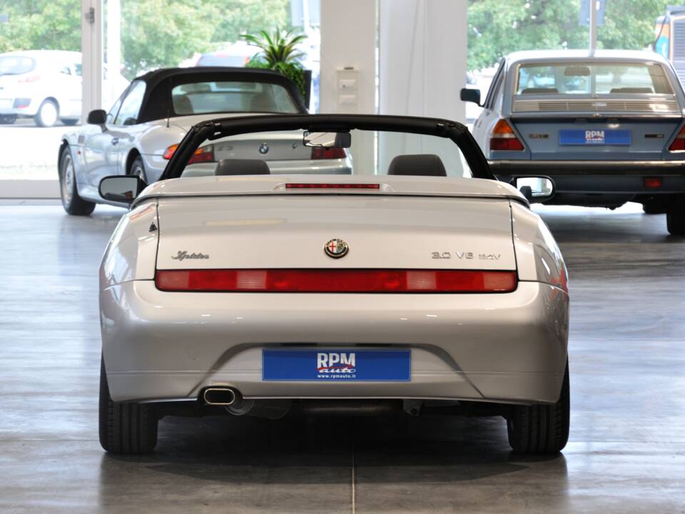Image 6/32 of Alfa Romeo Spider 3.0 V6 24V (2002)