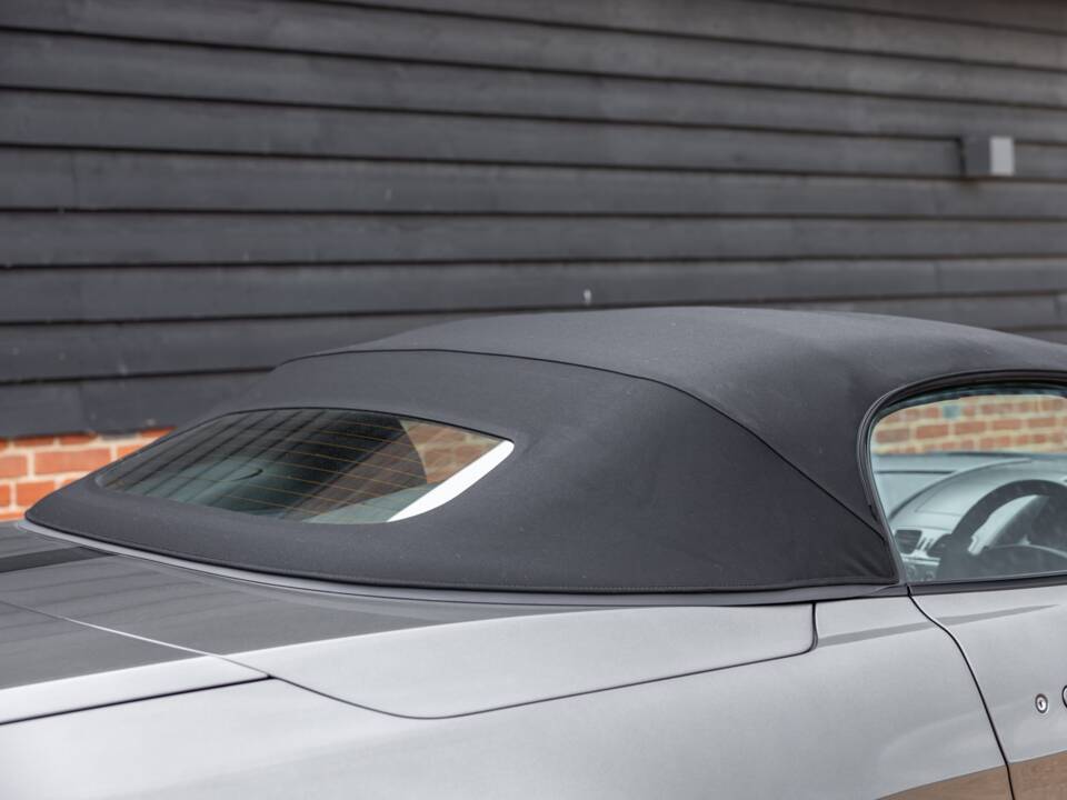 Afbeelding 27/75 van Aston Martin V12 Vantage AMR Roadster (2018)