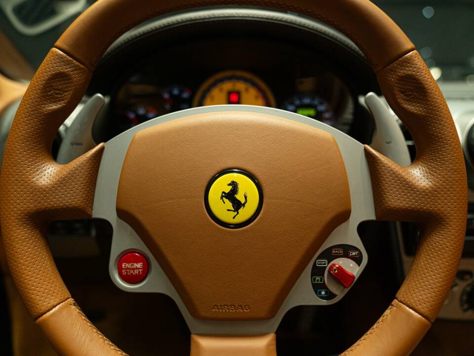 Immagine 35/50 di Ferrari F430 Spider (2006)