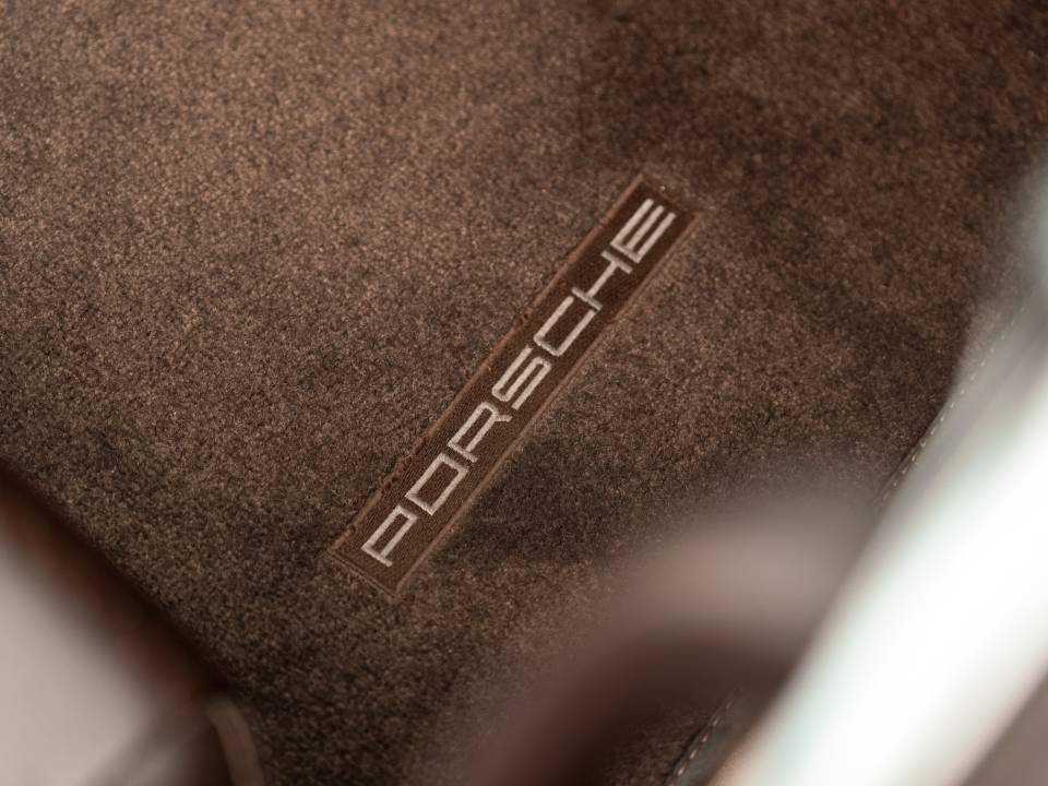 Image 31/50 of Porsche 911 Carrera S (2010)