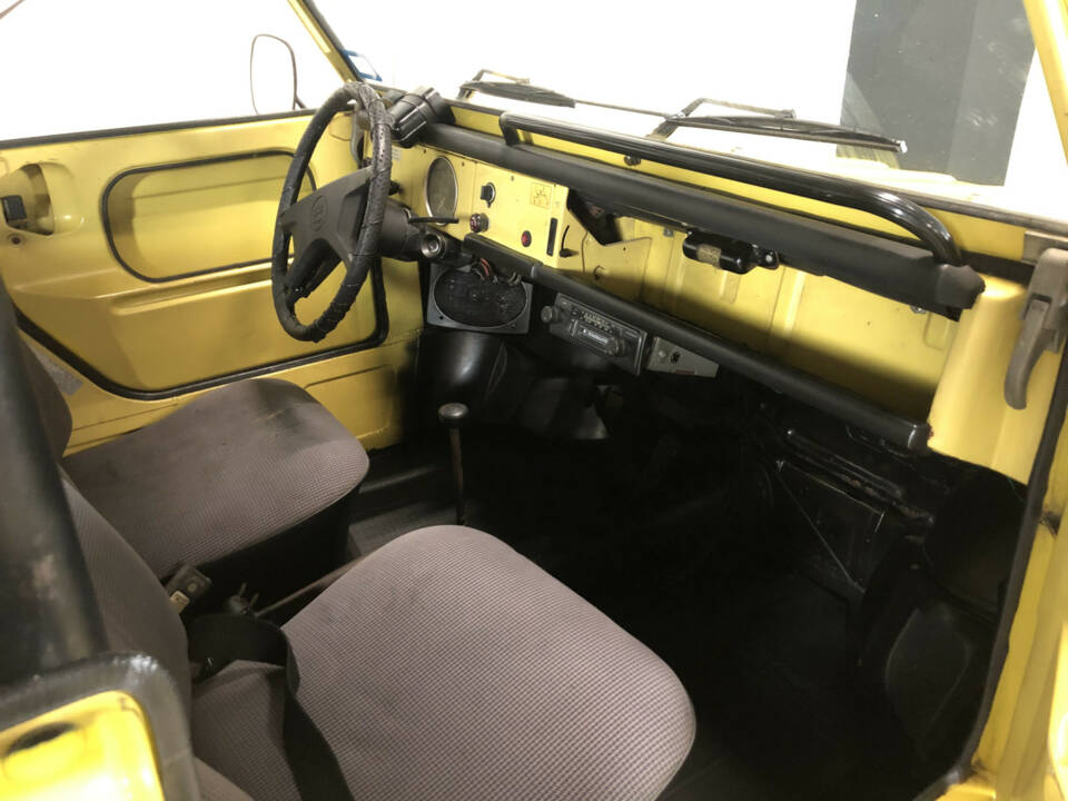 Image 19/26 de Volkswagen Thing 1600 (1973)