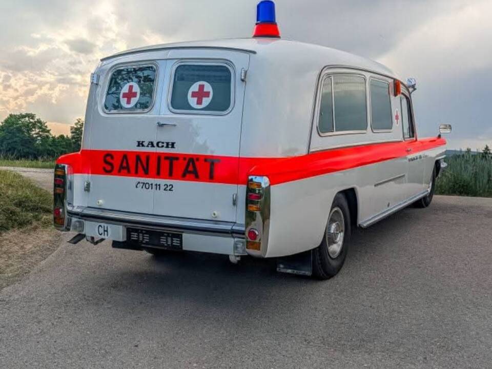 Image 31/51 of Cadillac Ambulance Carrosserie Köng (1964)