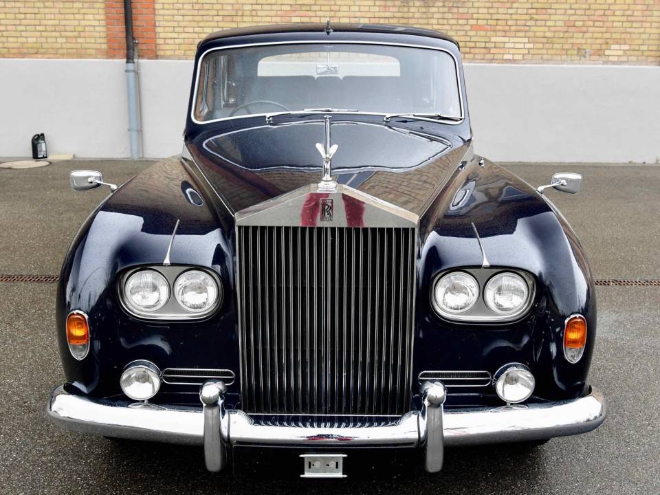 Image 2/50 de Rolls-Royce Phantom V (1962)