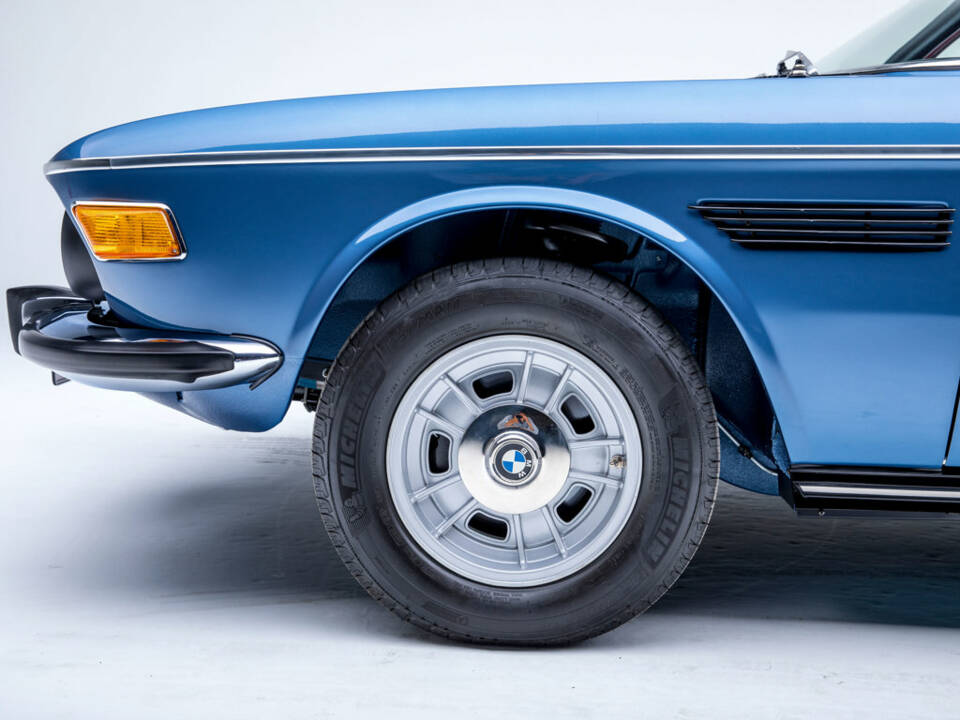 Image 21/50 of BMW 3.0 CS (1972)