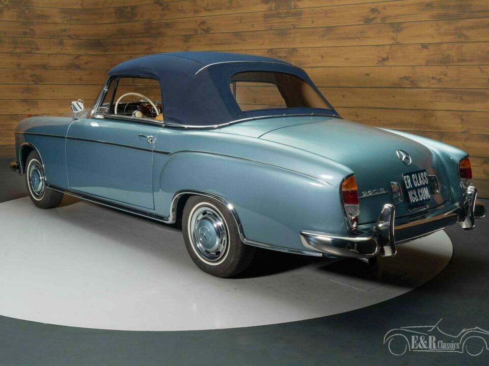 Afbeelding 14/19 van Mercedes-Benz 220 S Cabriolet (1956)