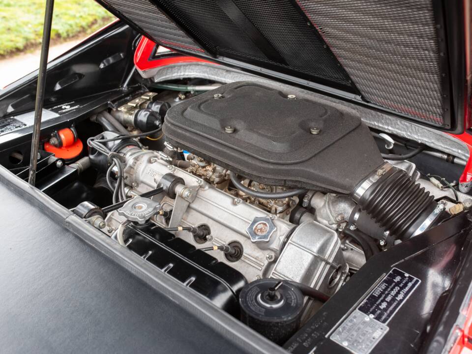 Image 5/50 of Ferrari 308 GTB (1976)