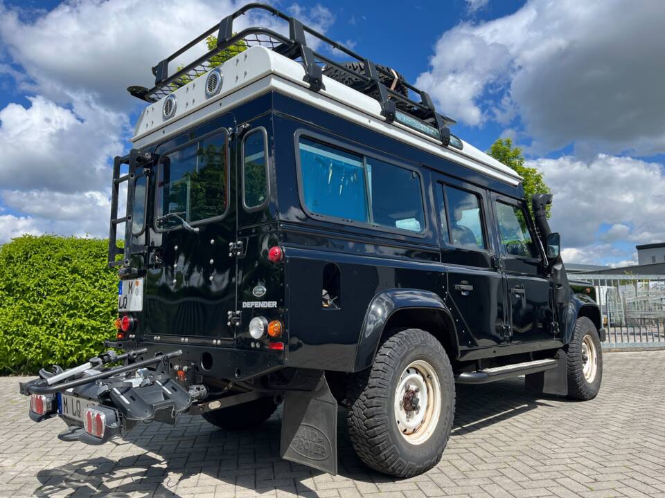 Image 2/93 of Land Rover Defender 110 (2014)