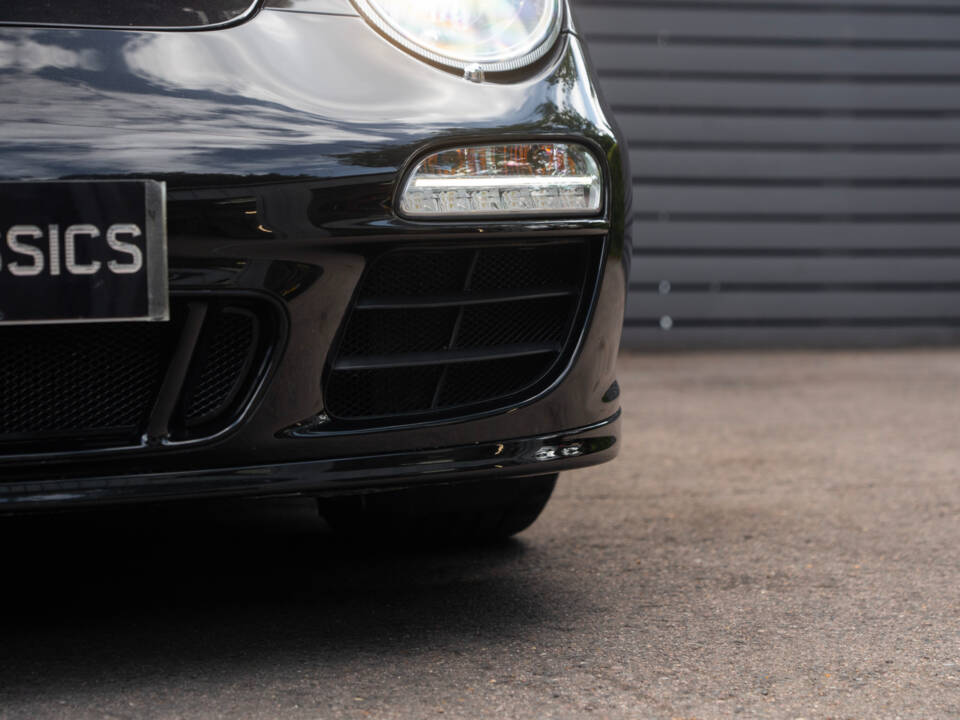 Imagen 15/51 de Porsche 911 Carrera 4 GTS (2012)