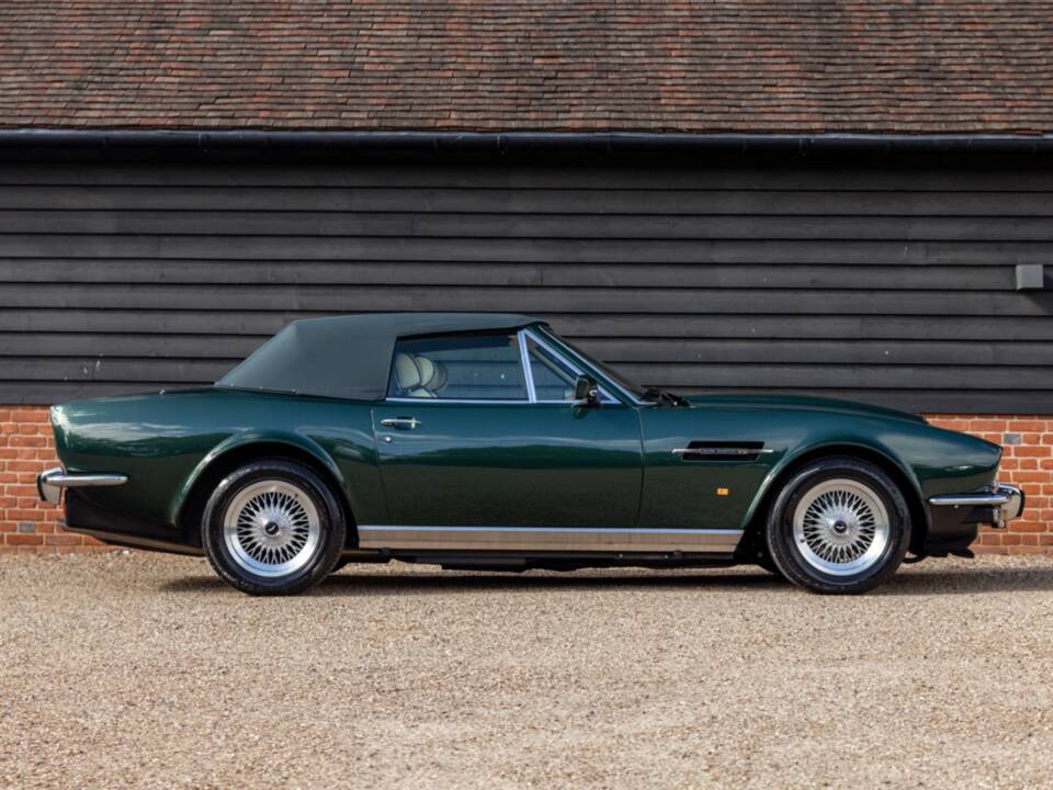 Bild 3/70 von Aston Martin V8 Vantage Volante X-Pack (1989)