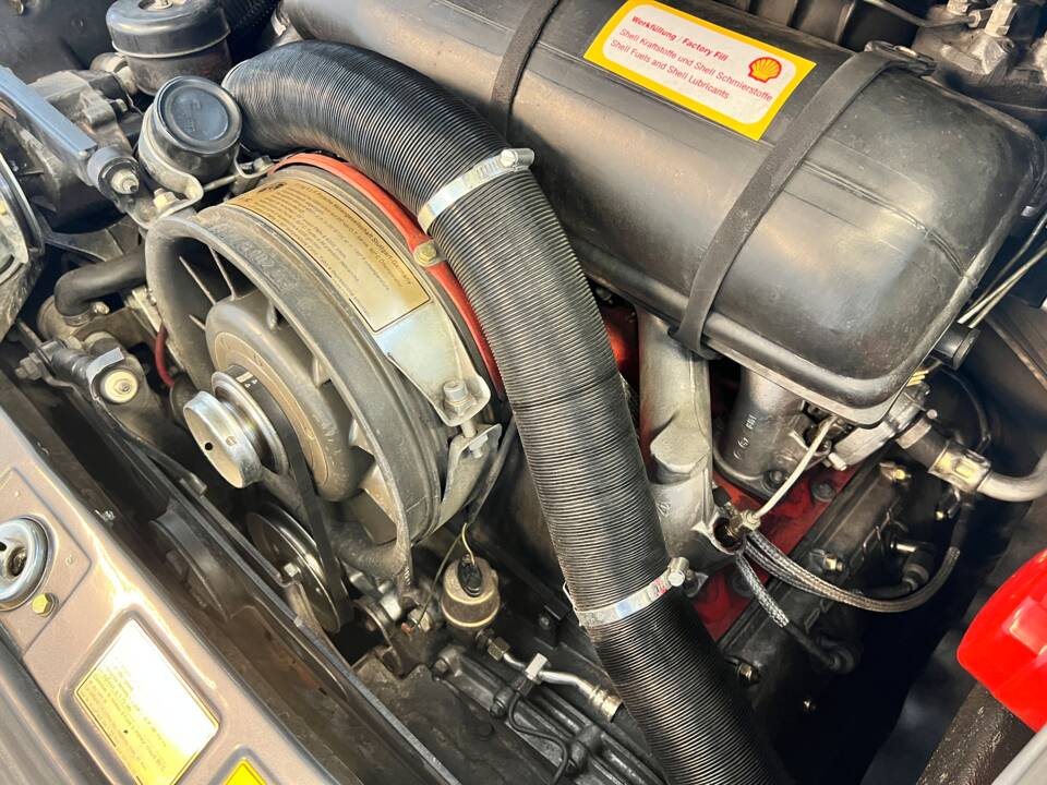 Image 32/71 de Porsche 911 SC 3.0 (1983)