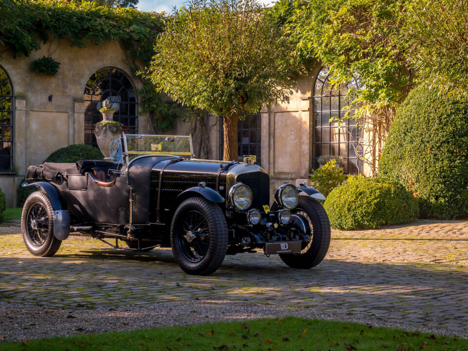 Image 13/43 of Bentley Speed Eight (1949)