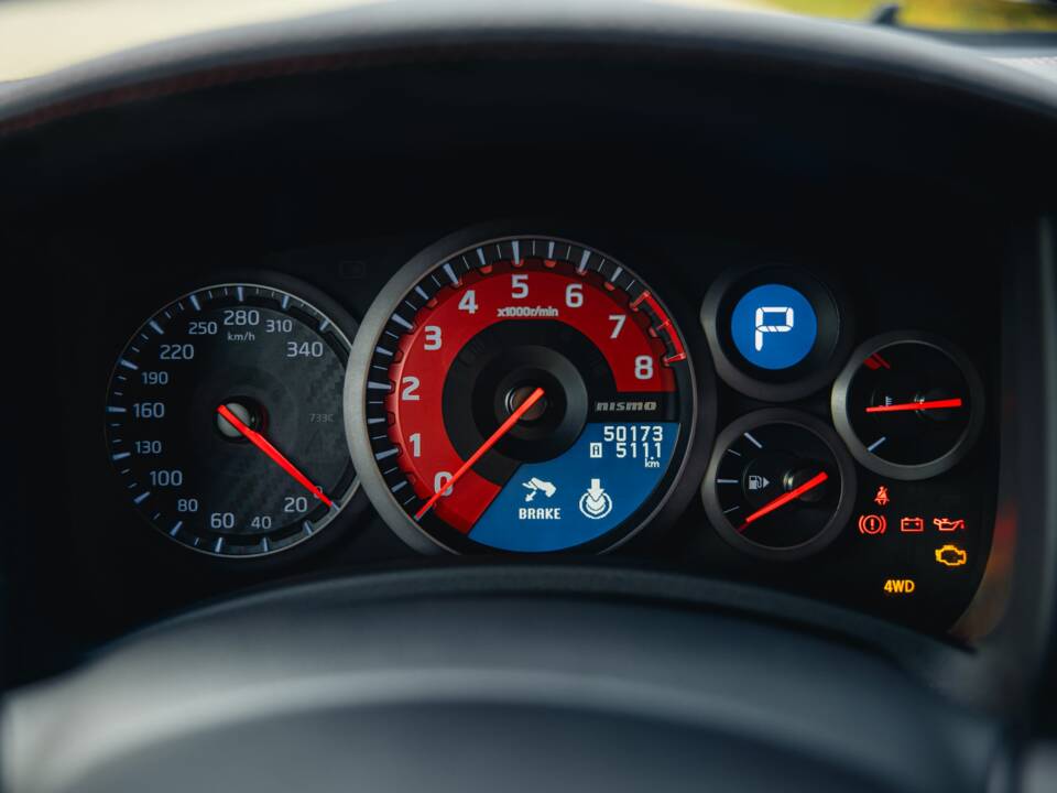 Image 41/76 de Nissan GT-R Nismo (2015)