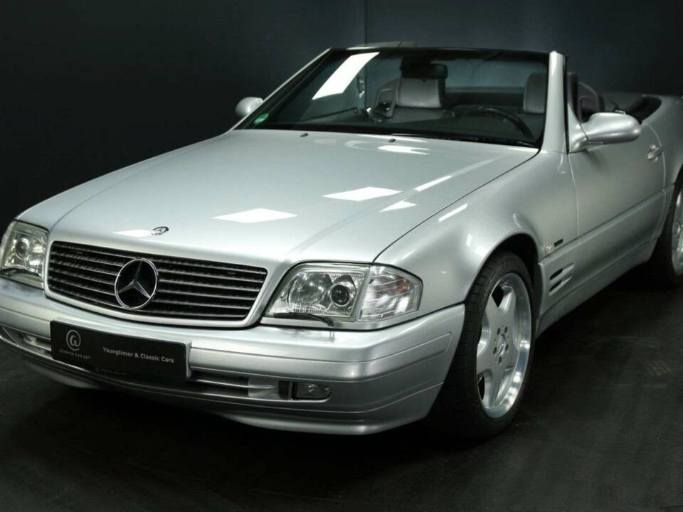 Image 1/49 of Mercedes-Benz SL 500 (2001)