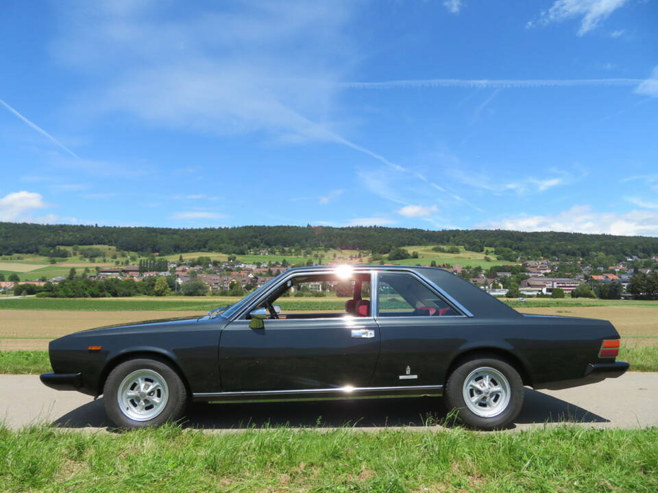 Image 3/19 of FIAT 130 Coupé (1973)