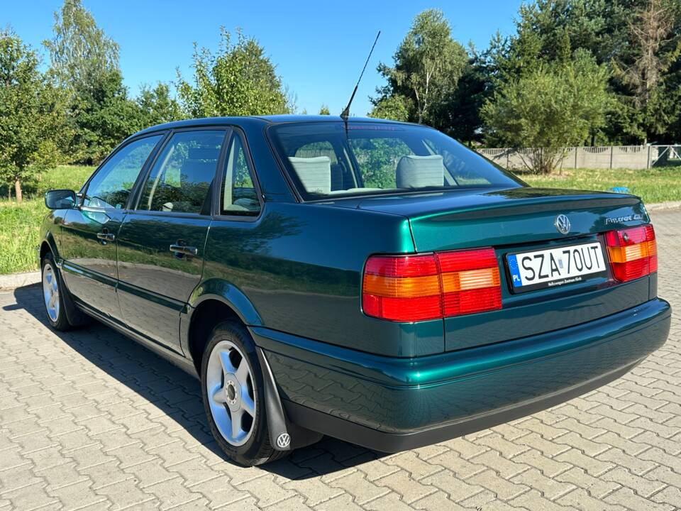 Bild 6/40 von Volkswagen Passat 2.0 (1995)