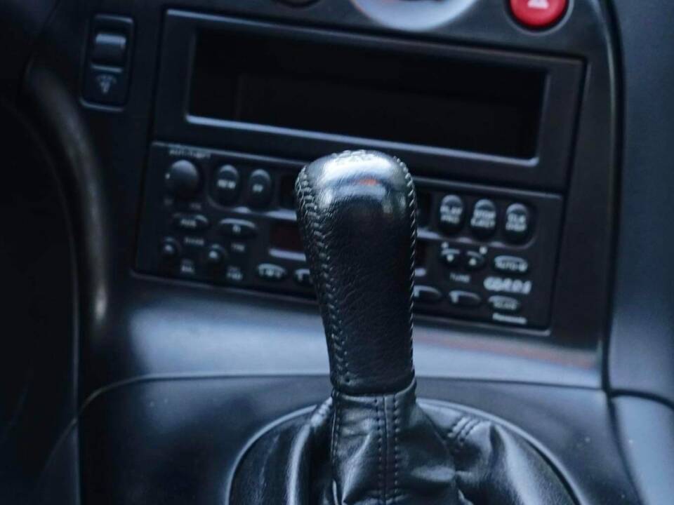 Bild 30/33 von Mazda RX-7 (1993)