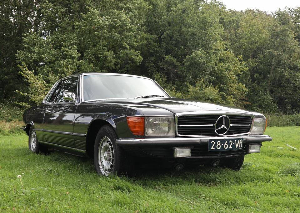 Image 1/8 de Mercedes-Benz 350 SLC (1972)