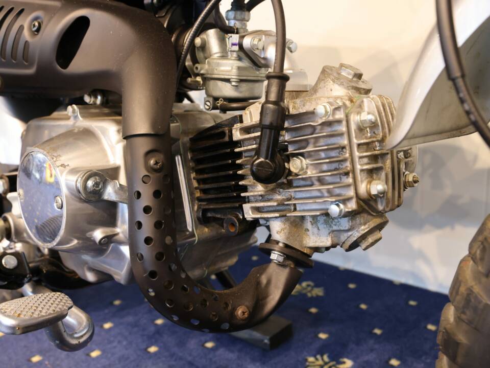 Bild 23/30 von Honda Z 50 Monkey (1900)