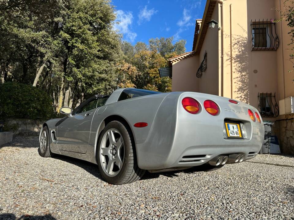 Image 8/191 of Chevrolet Corvette (1999)