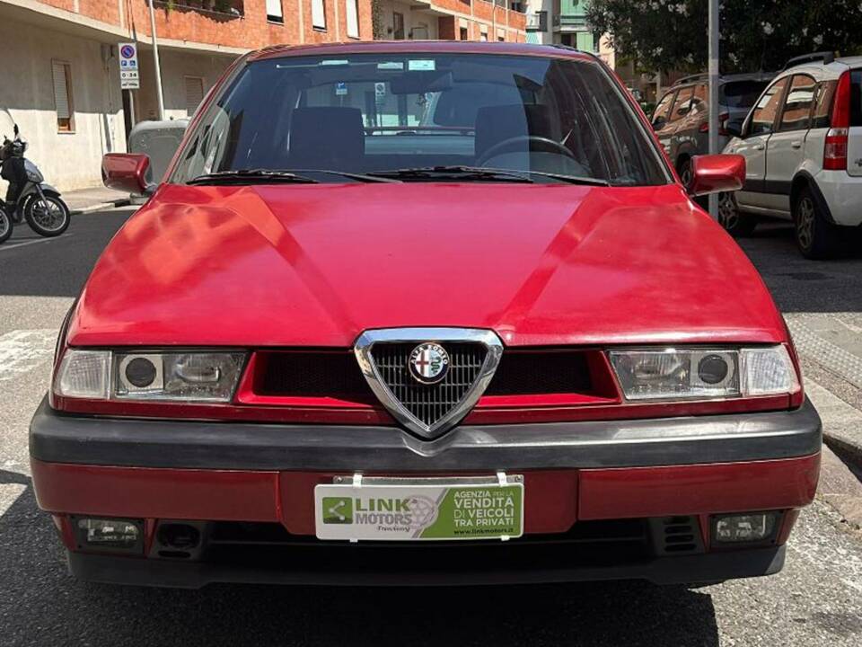 Afbeelding 2/10 van Alfa Romeo 155 1.7 Twin Spark (1995)