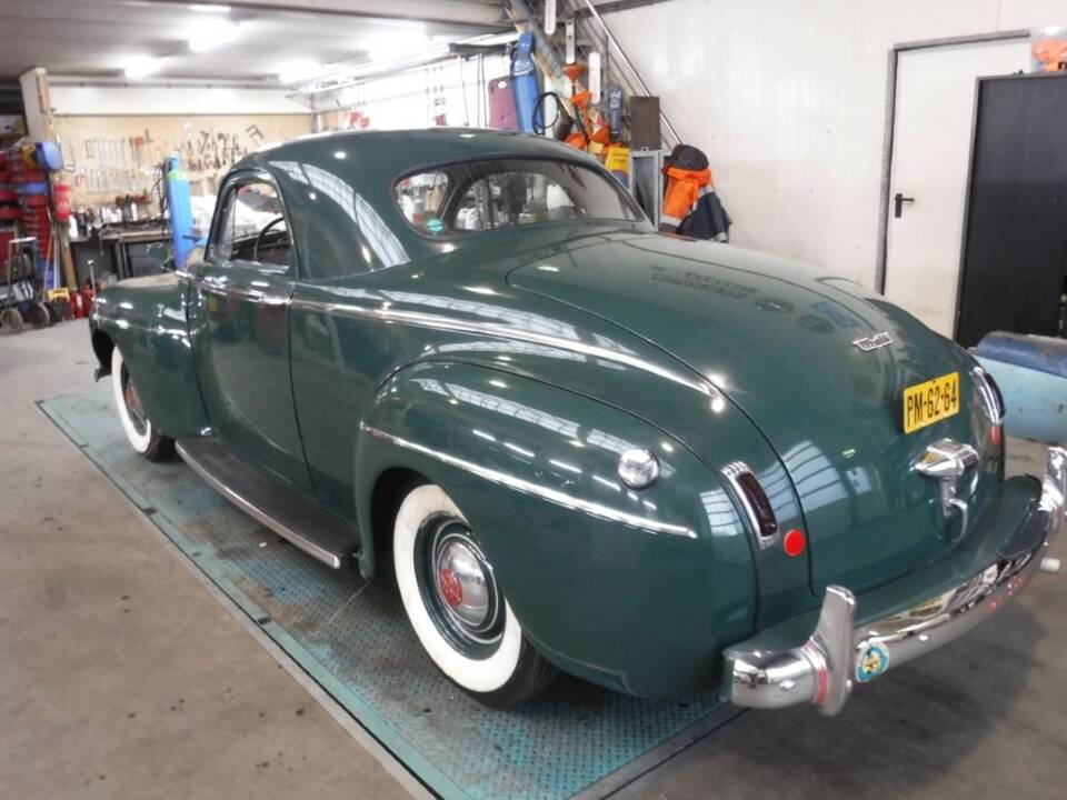 Image 4/50 de DeSoto De Luxe Club Coupe (1941)