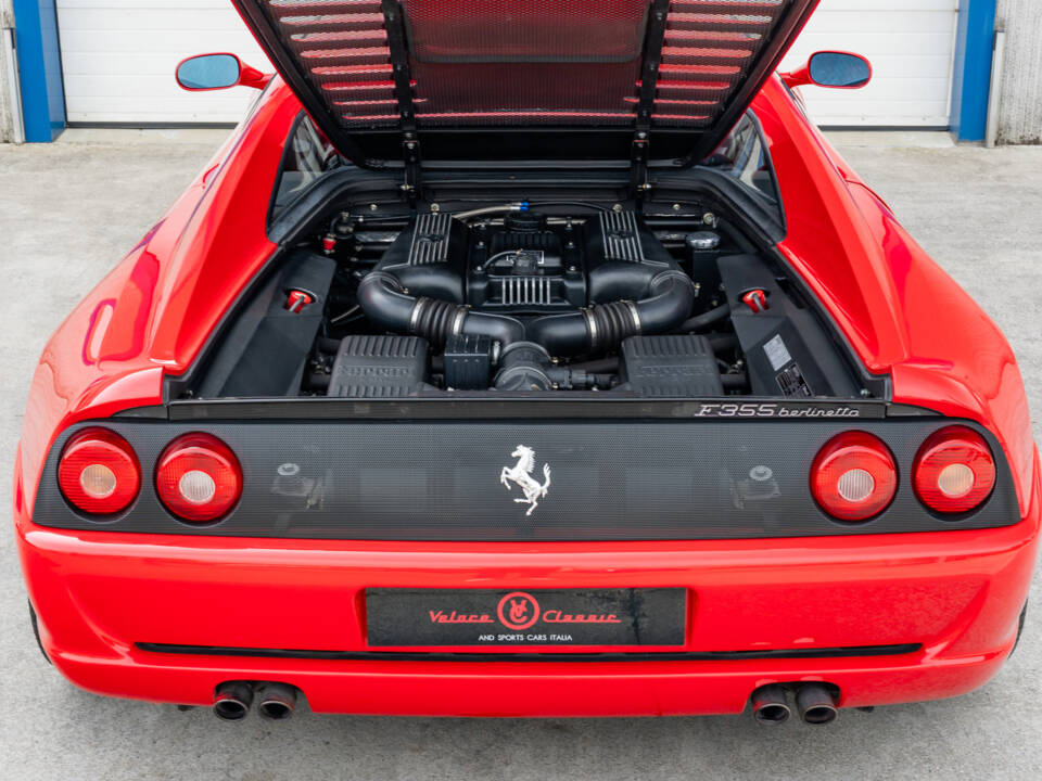 Imagen 72/89 de Ferrari F 355 Berlinetta (1996)