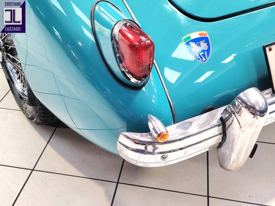 Image 12/41 of MG MGA 1500 (1958)