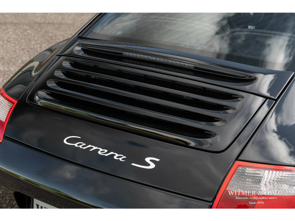 Image 13/29 of Porsche 911 Carrera S (2006)