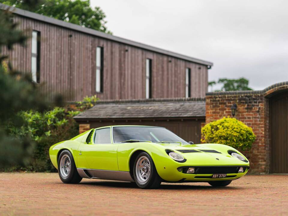 Bild 4/30 von Lamborghini Miura P 400 S (1968)