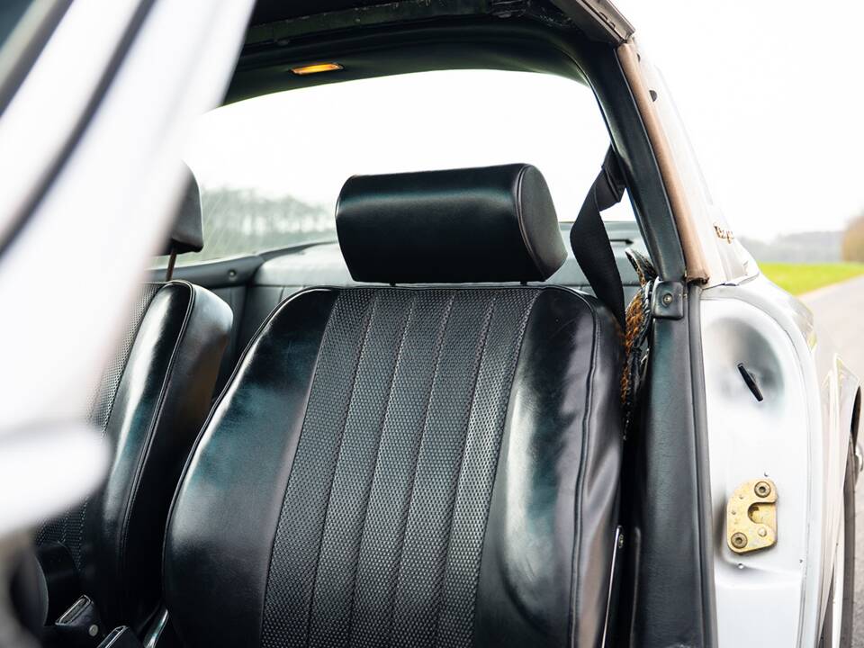 Image 27/40 of Porsche 911 2.2 S (1971)