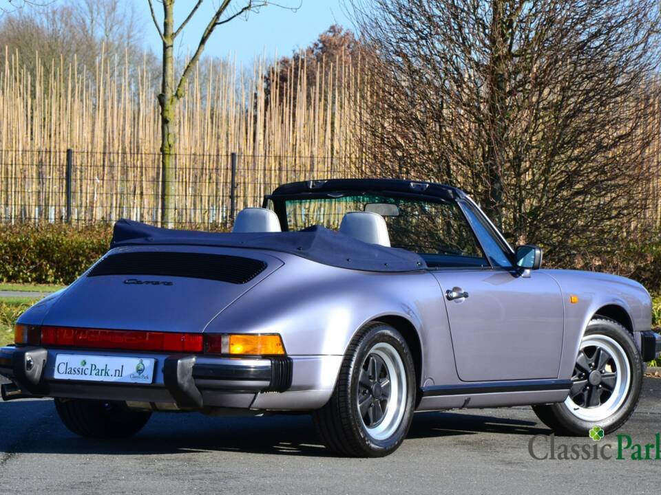 Image 5/50 of Porsche 911 Carrera 3.2 (1987)