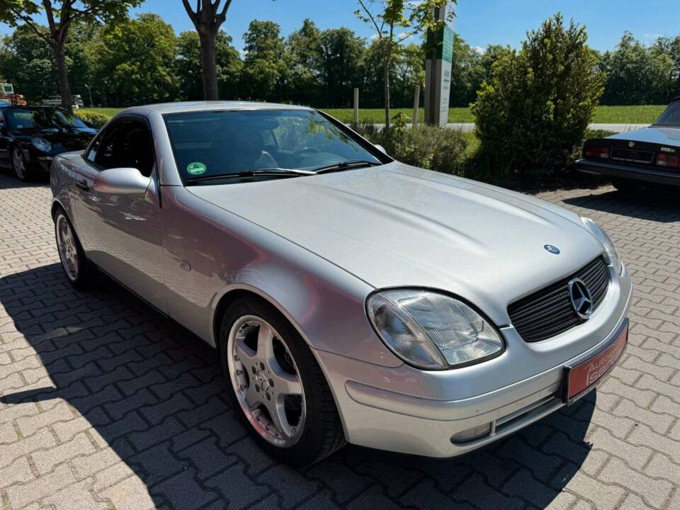 Image 6/16 of Mercedes-Benz SLK 230 Kompressor (1998)