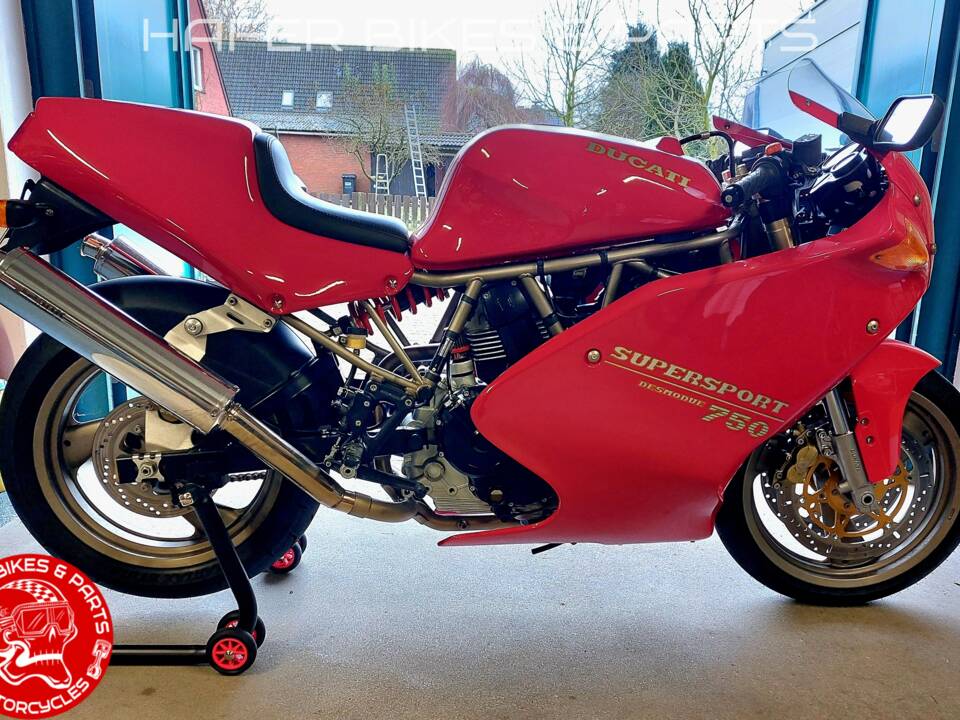 Bild 1/31 von Ducati DUMMY (1994)