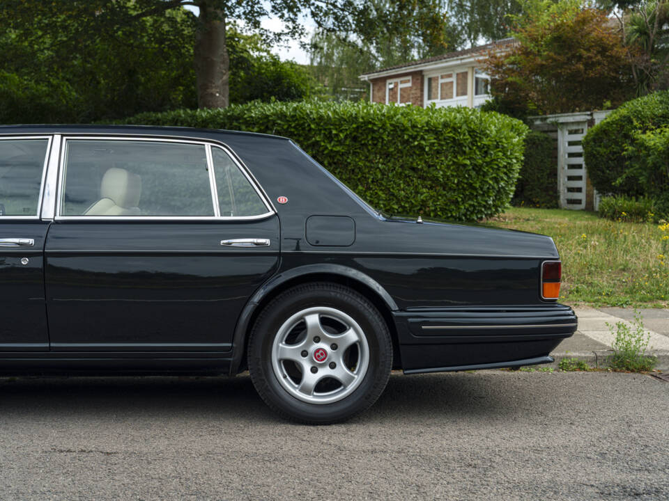 Bild 13/30 von Bentley Turbo RT (1997)