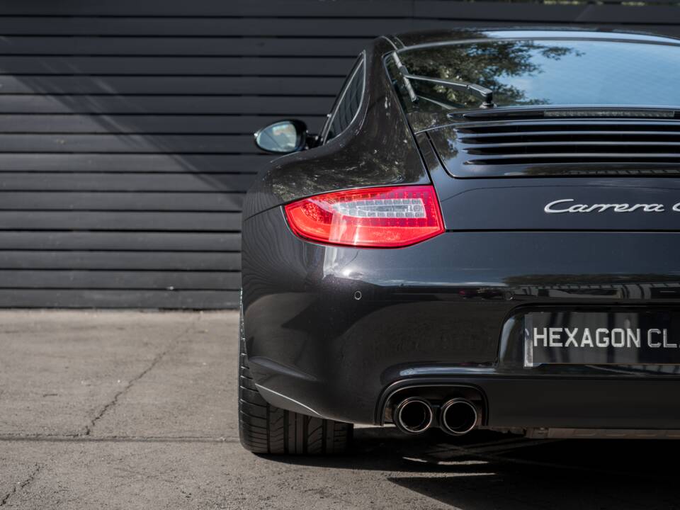 Image 23/50 de Porsche 911 Carrera GTS (2011)