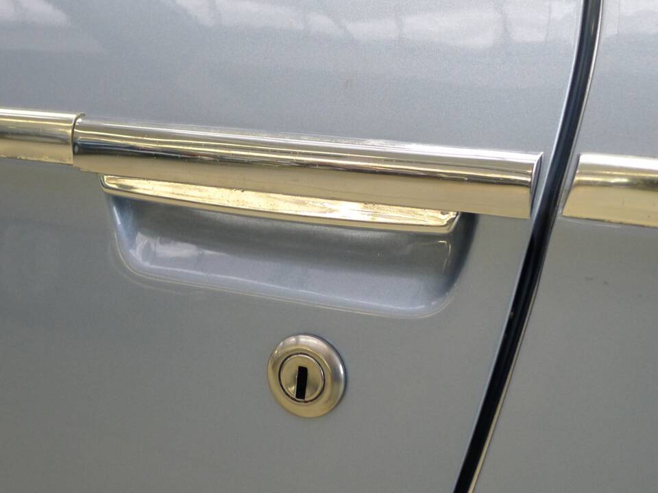 Bild 35/39 von BMW 3.0 CS (1972)