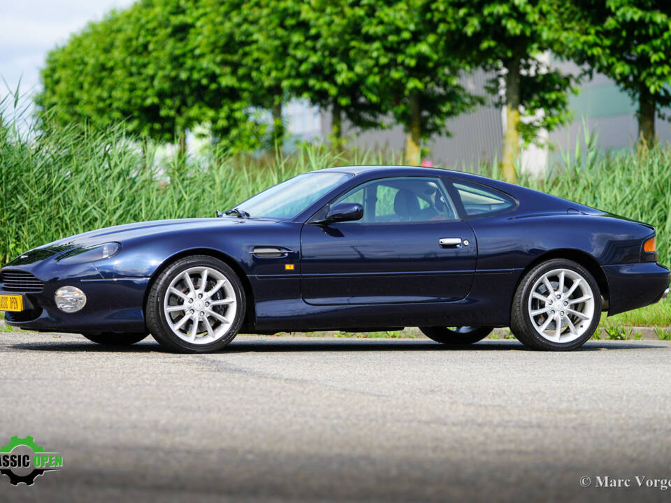 Image 27/59 of Aston Martin DB 7 Vantage (2002)