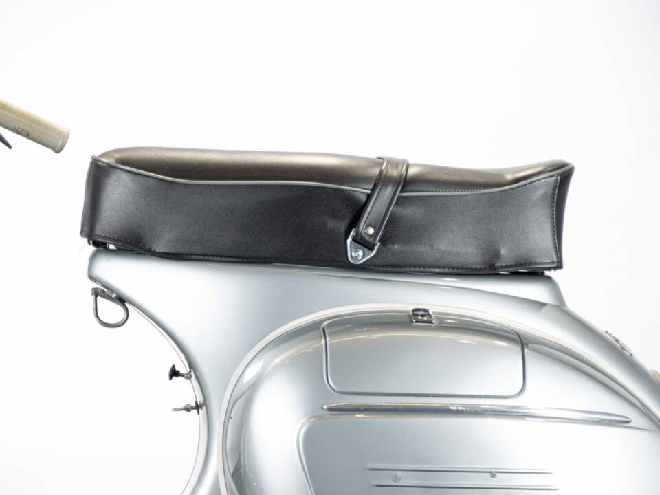 Bild 18/50 von Piaggio Vespa 150 Sprint (1967)