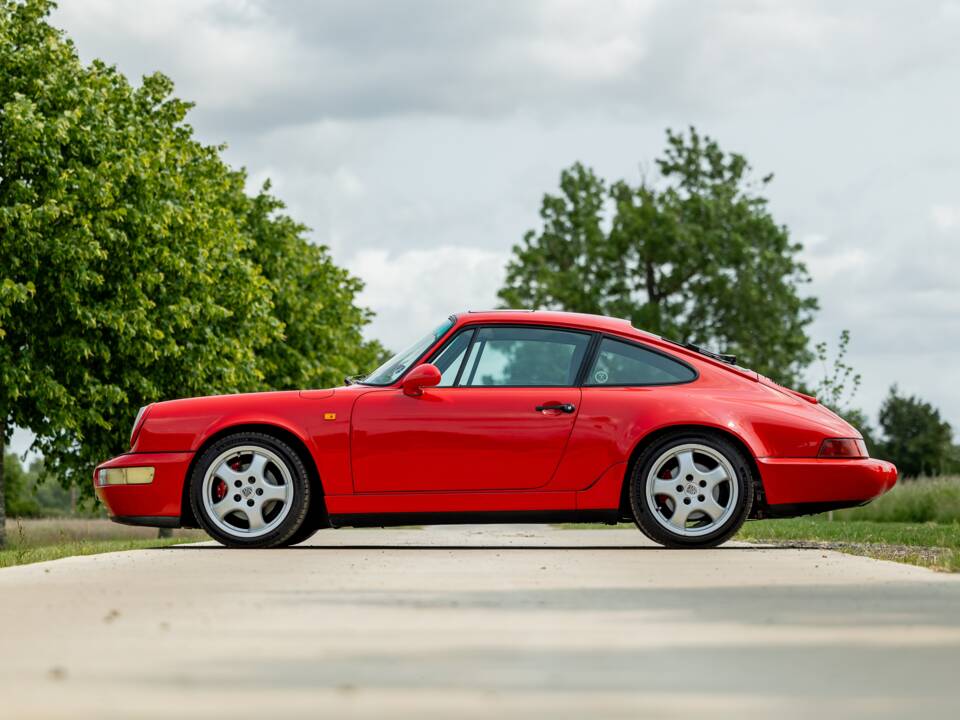 Image 21/45 de Porsche 911 Carrera RS (1990)