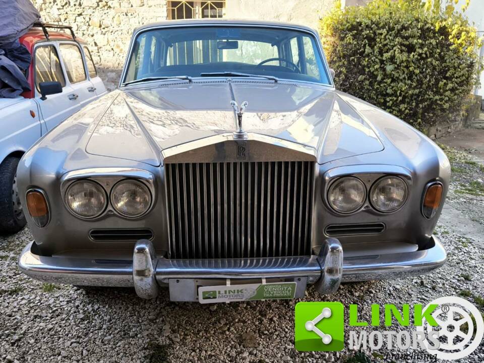 Imagen 2/10 de Rolls-Royce Silver Shadow I (1969)