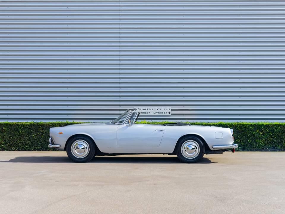 Bild 16/31 von Lancia Flaminia Cabriolet 3c Touring (1963)